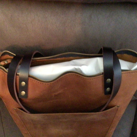NWT Portland Leather tote - Picture 3 of 4